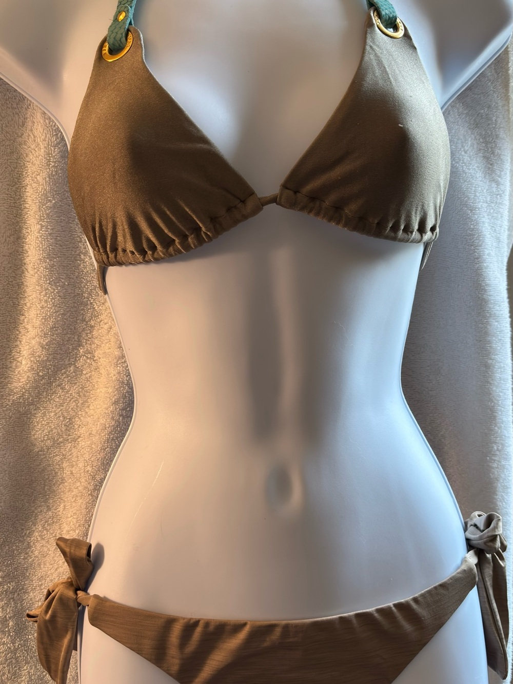 Vix Paul Hermanny Chic tan Bikini  with Halter Neck and faux strap gold accent - Picture 12 of 16